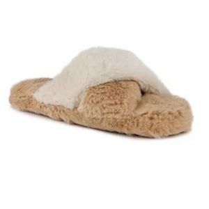 NWT Slippers